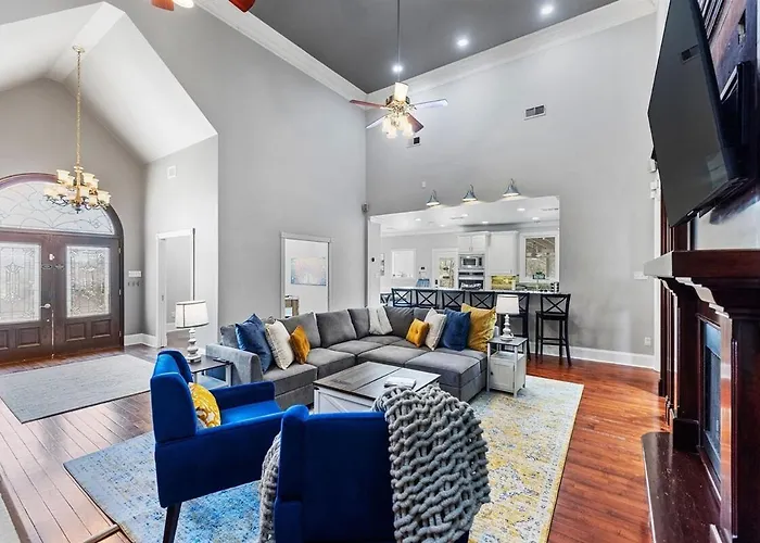 Downtown Estate Luxury Property